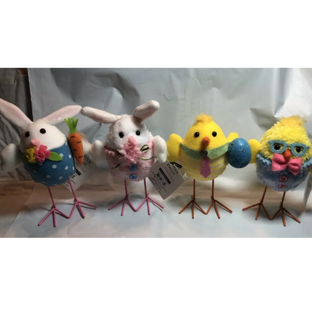 2021 Easter Table Top Spring Decor Fabric BIRDS lot of 4